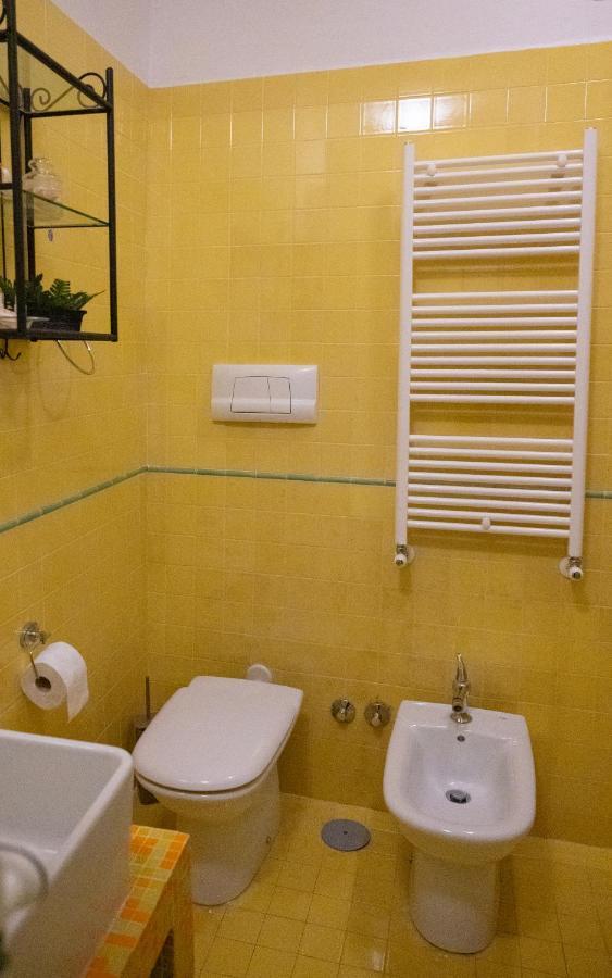 Appartement Casa "Kapri" Da Eva - Salerno Centro Con Self Check-In Extérieur photo